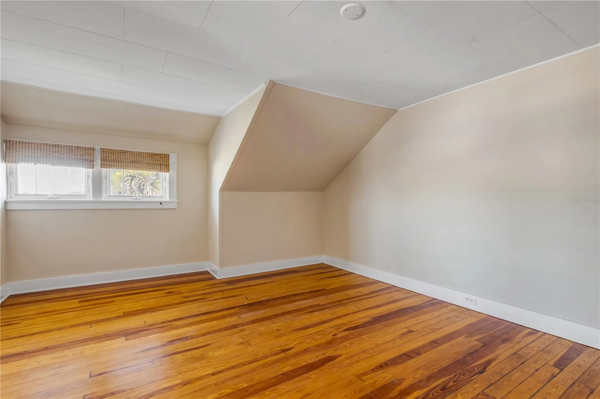 315 Due East Street New Smyrna Beach FL 32169