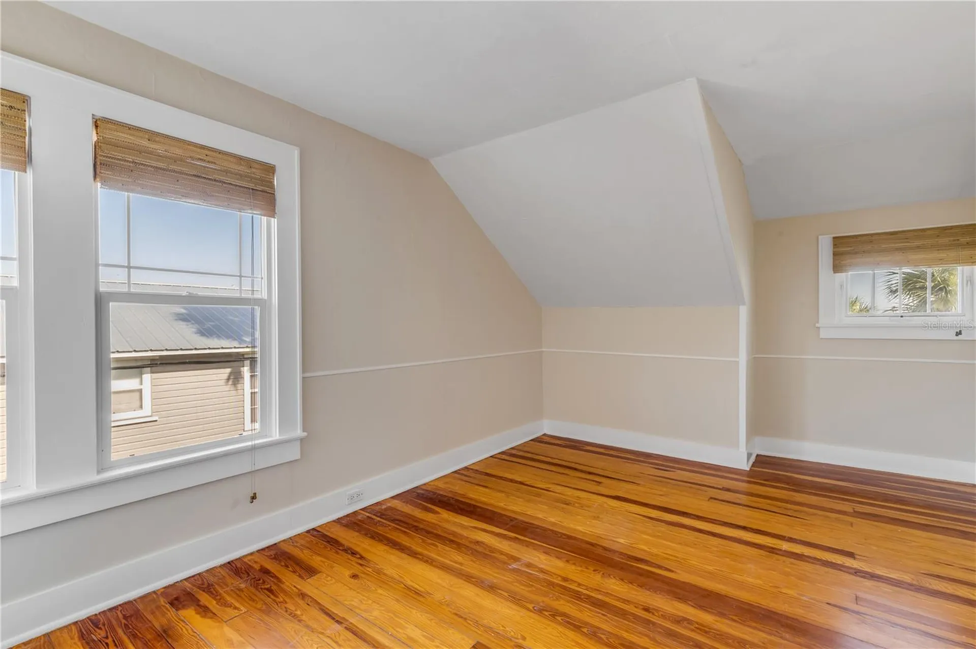 315 Due East Street New Smyrna Beach FL 32169