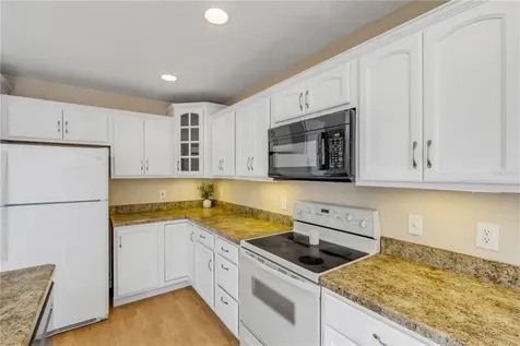 315 Due East Street New Smyrna Beach FL 32169