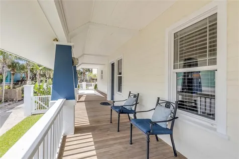 315 Due East Street New Smyrna Beach FL 32169