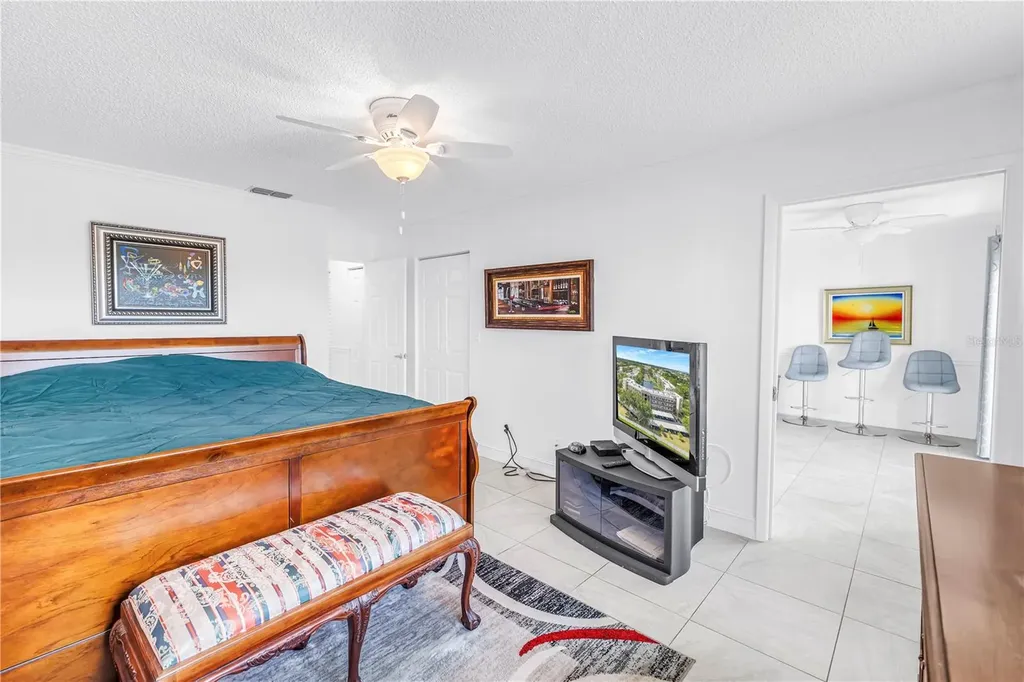 6190 80th Street N St Petersburg FL 33709