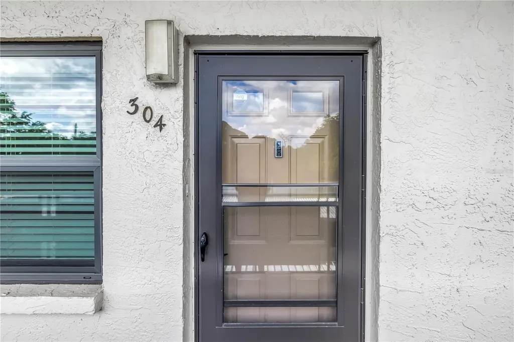 6190 80th Street N St Petersburg FL 33709