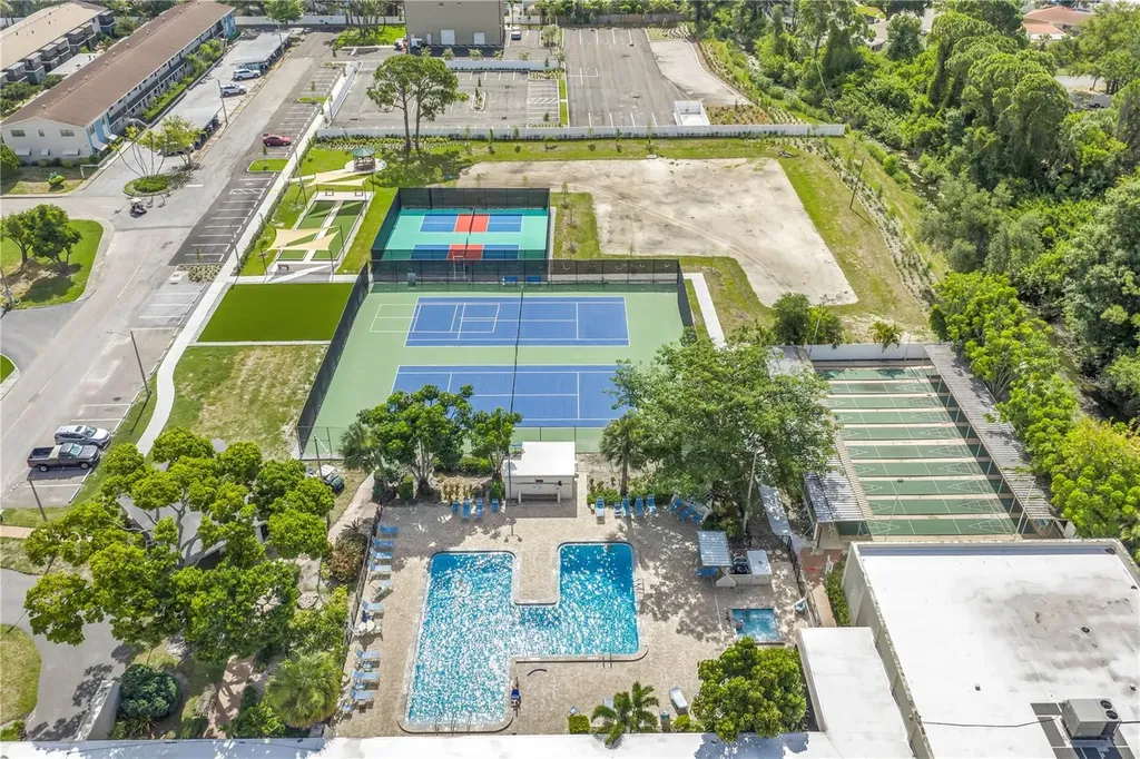 6190 80th Street N St Petersburg FL 33709
