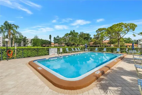 6190 80th Street N St Petersburg FL 33709