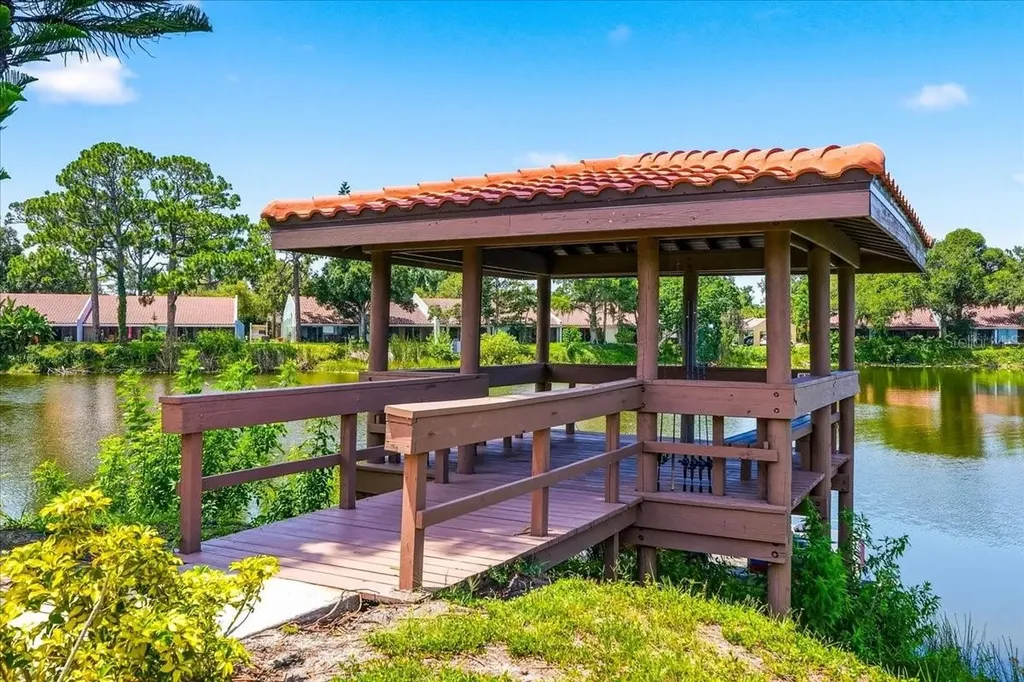 4540 Bee Ridge Road Sarasota FL 34233