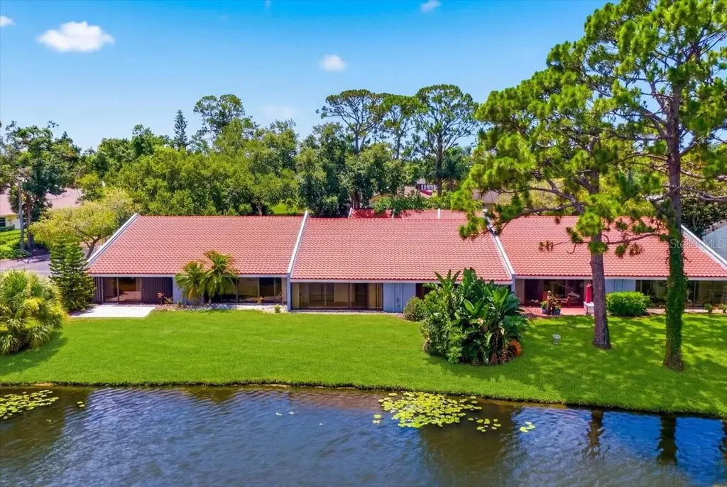 4540 Bee Ridge Road Sarasota FL 34233