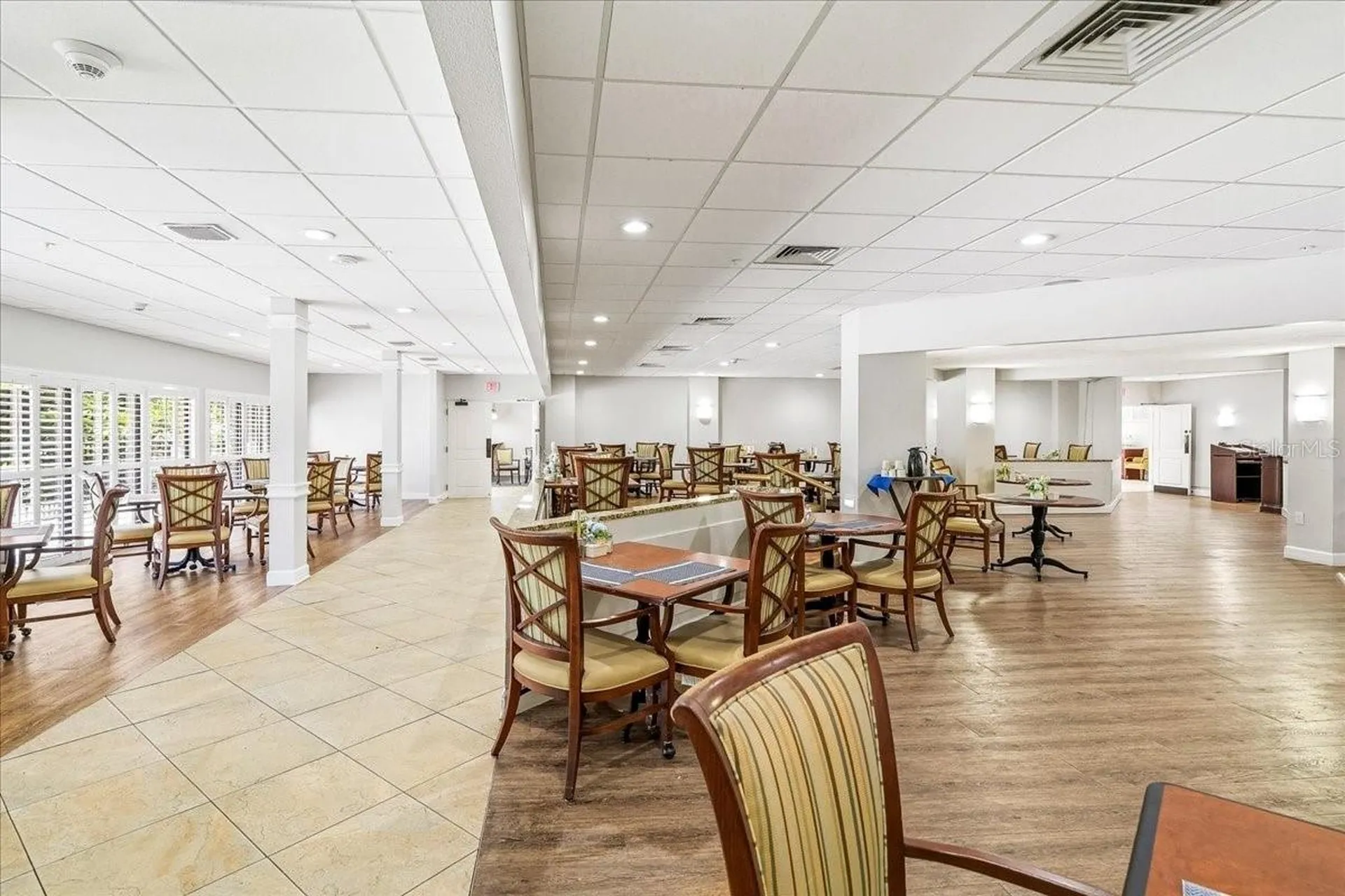 4540 Bee Ridge Road Sarasota FL 34233