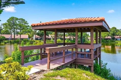 4540 Bee Ridge Road Sarasota FL 34233