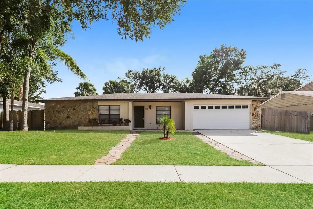 762 Isleton Drive Brandon FL 33511