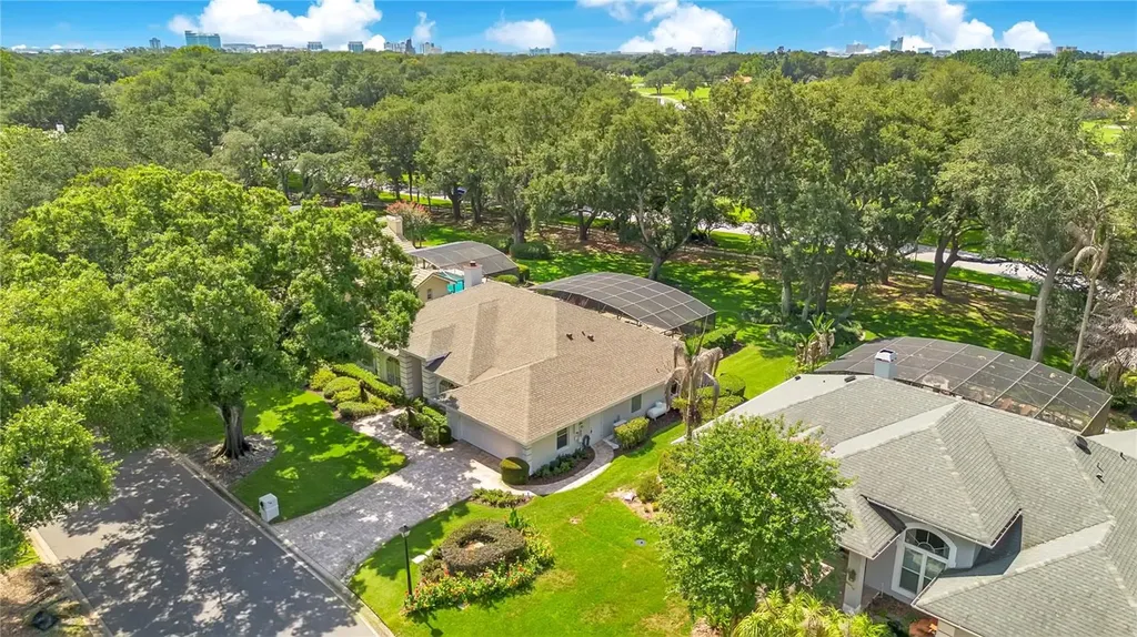 7750 Apple Tree Circle Orlando FL 32819