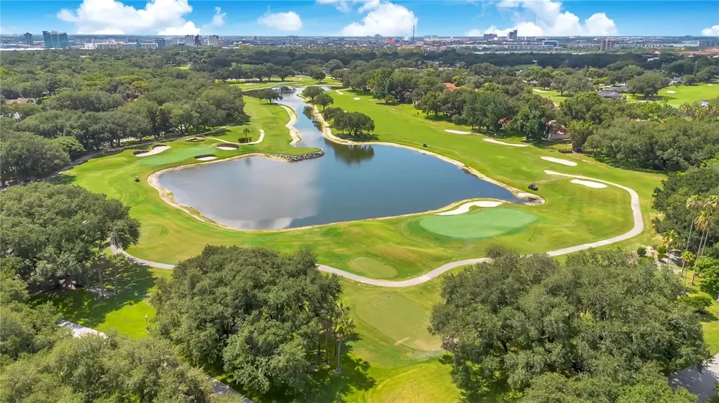 7750 Apple Tree Circle Orlando FL 32819