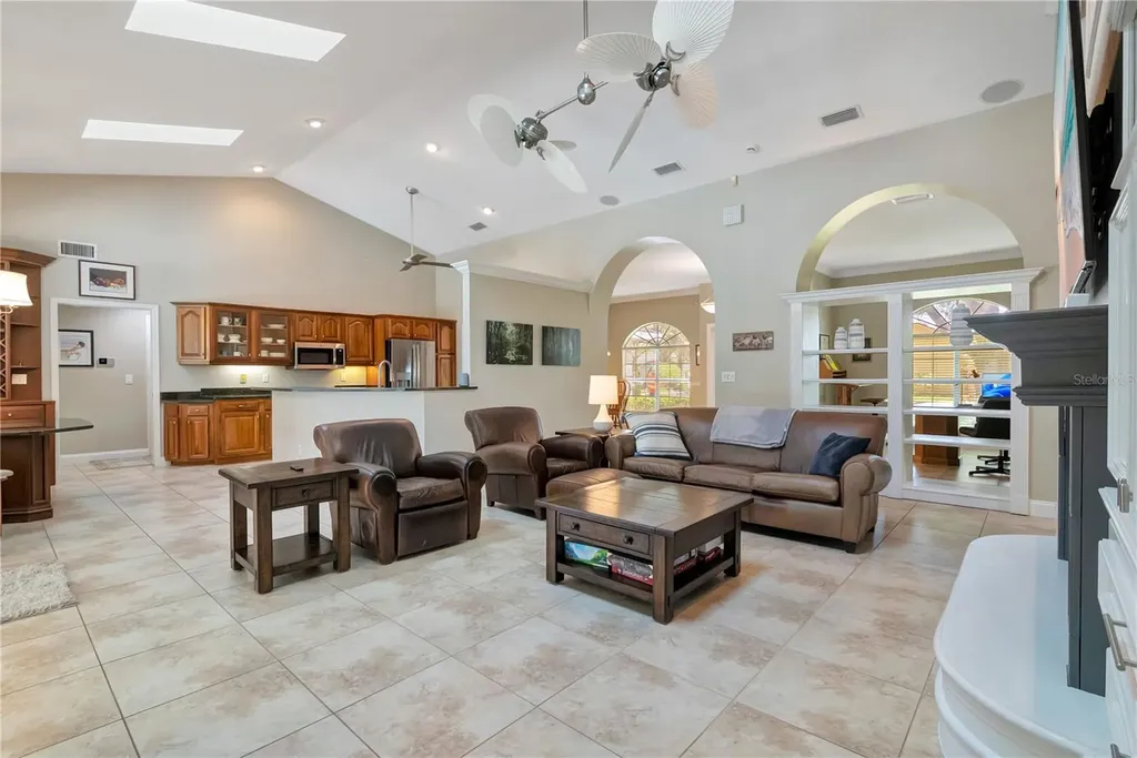 7750 Apple Tree Circle Orlando FL 32819