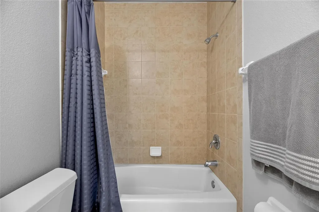 713 Islebay Drive Apollo Beach FL 33572