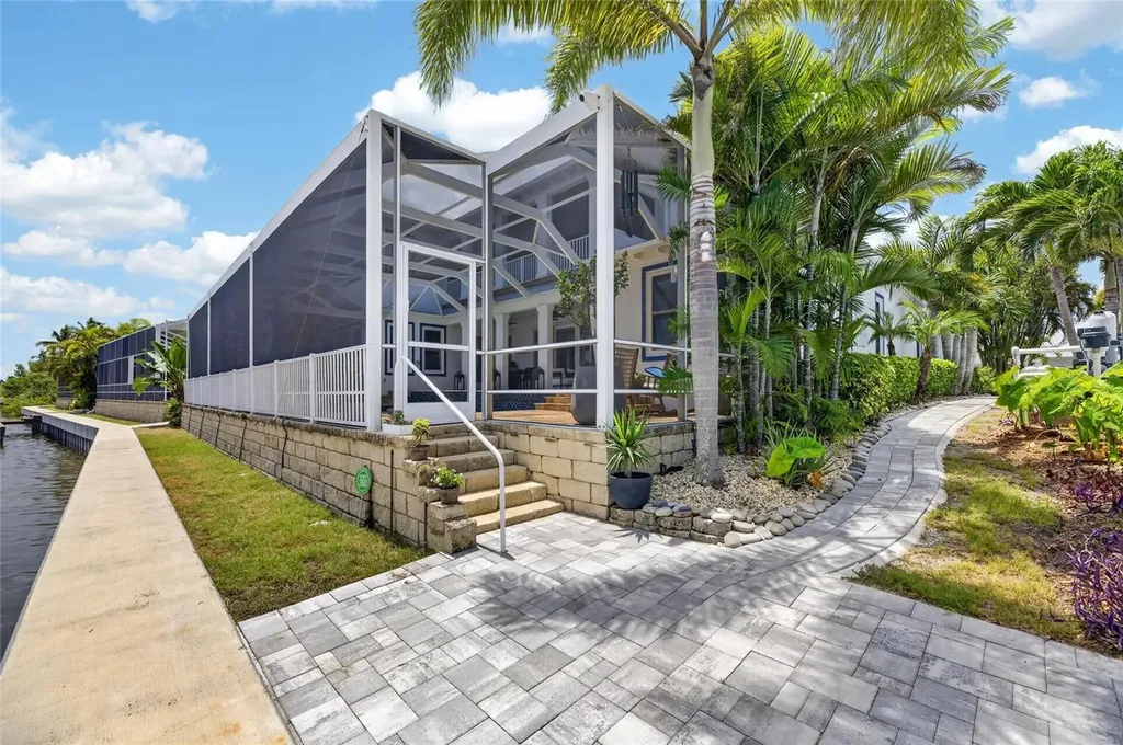 713 Islebay Drive Apollo Beach FL 33572
