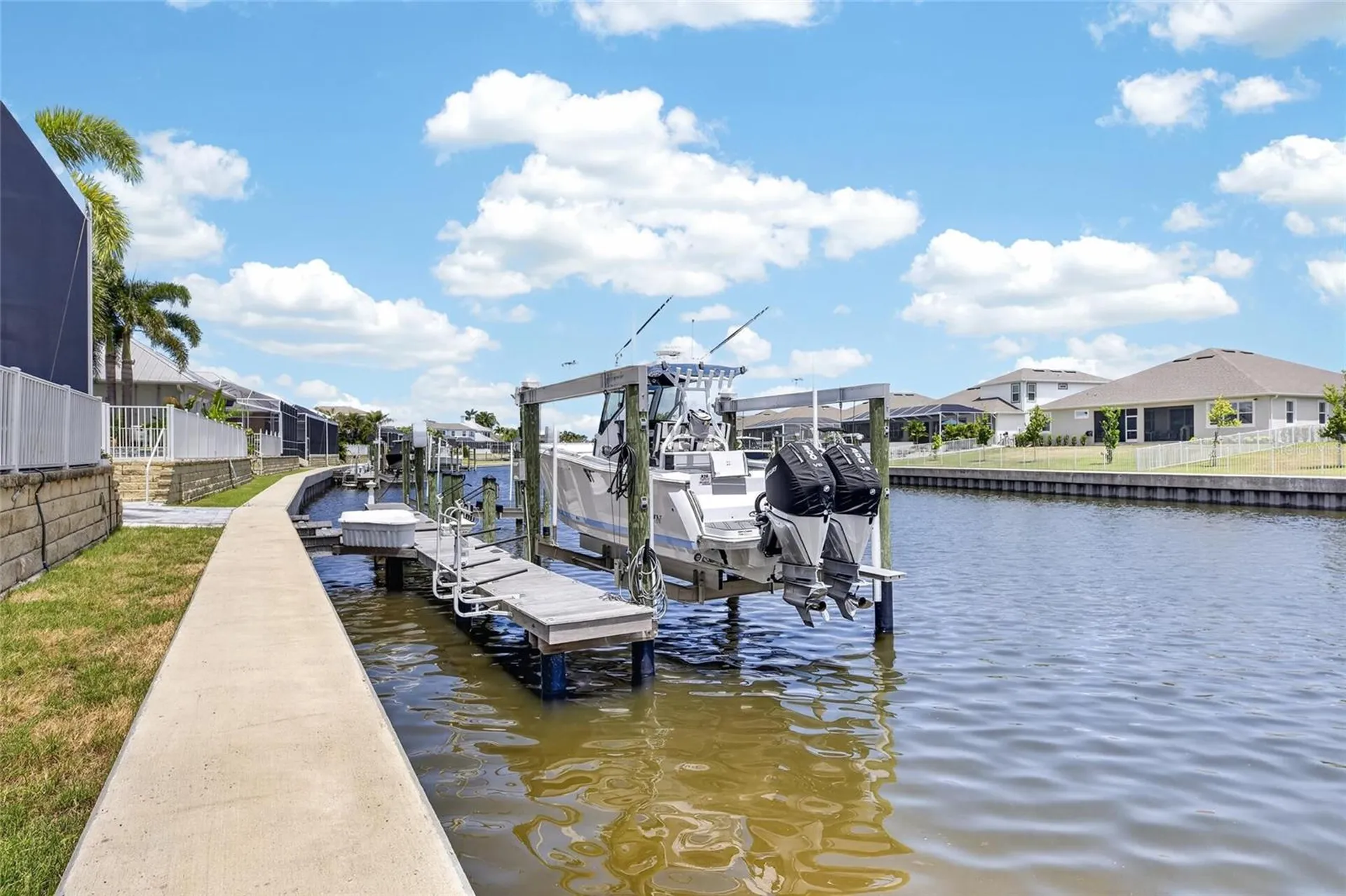 713 Islebay Drive Apollo Beach FL 33572