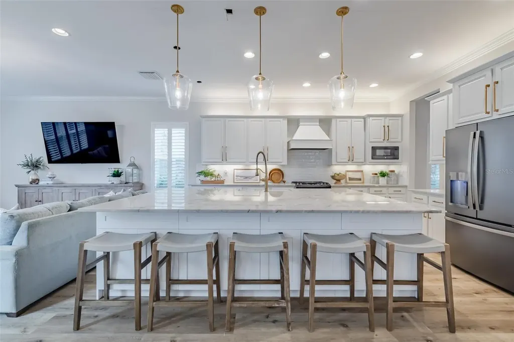 2388 Oakwood Preserve Drive Wesley Chapel FL 33543