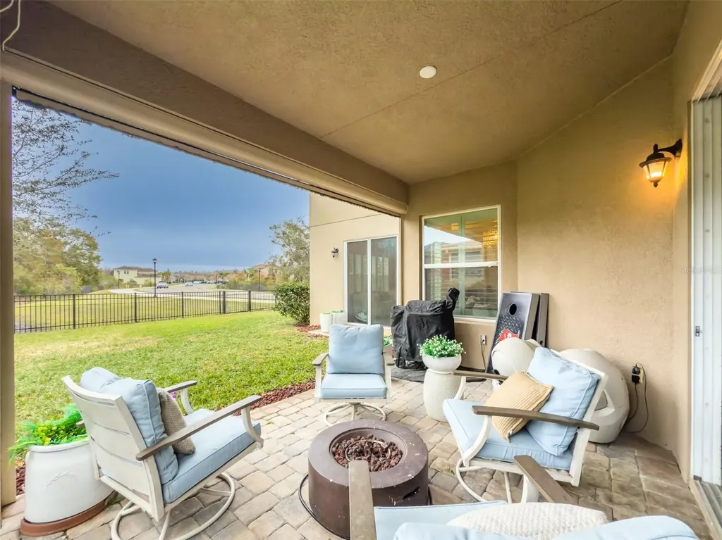 2388 Oakwood Preserve Drive Wesley Chapel FL 33543