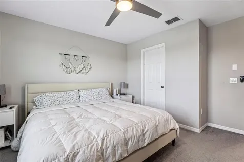 10837 Wyne Tree Court Orlando FL 32824