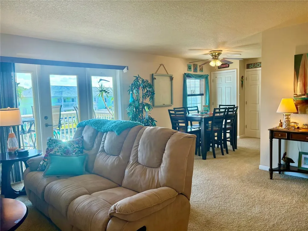 5184 Beach Drive SE St Petersburg FL 33705