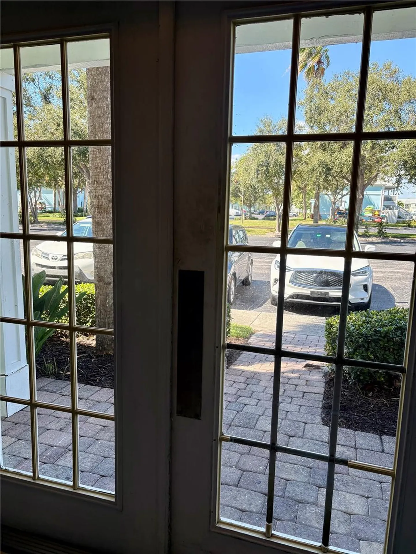5184 Beach Drive SE St Petersburg FL 33705