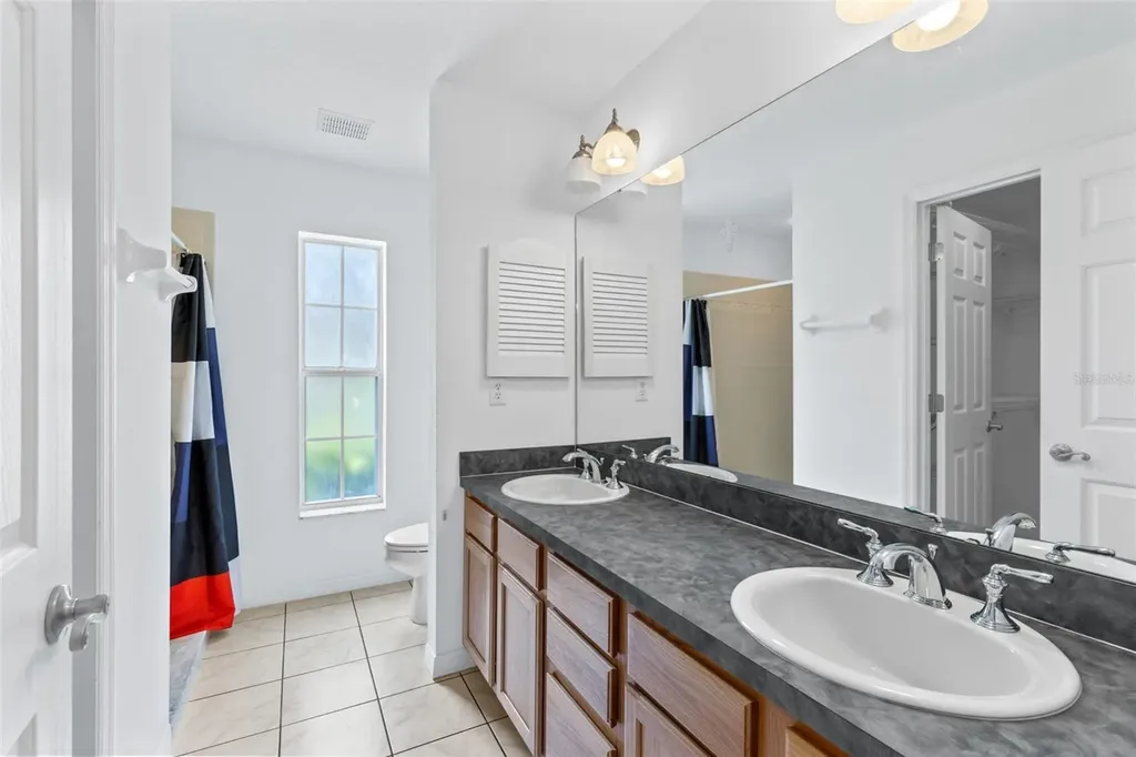 4450 Treasure Cay Road Tavares FL 32778