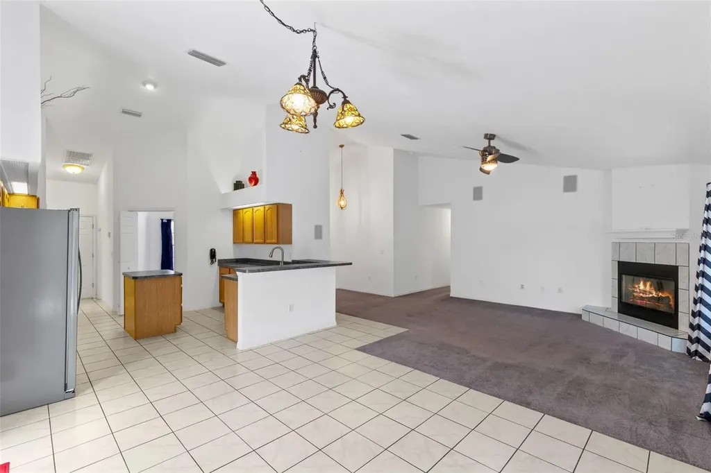 4450 Treasure Cay Road Tavares FL 32778