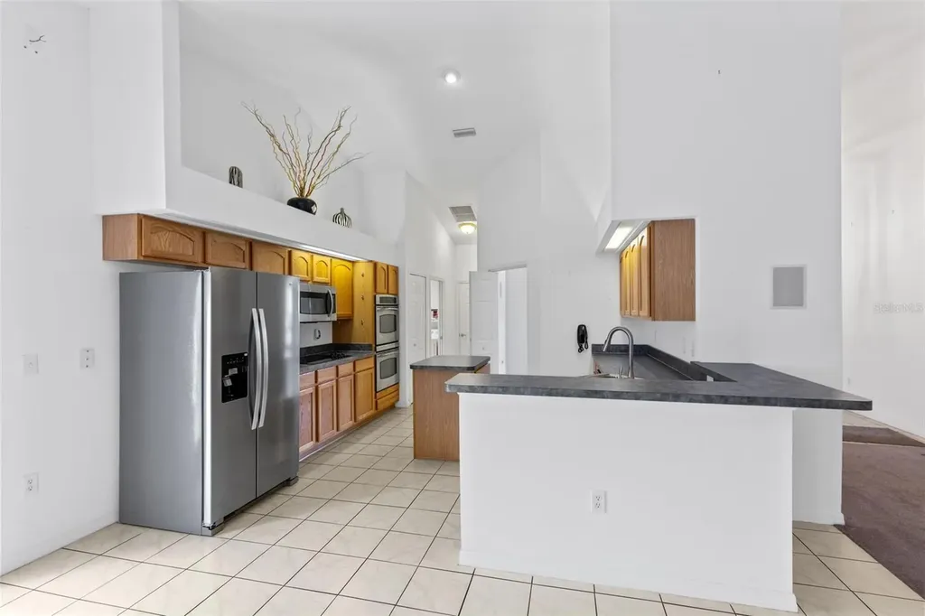 4450 Treasure Cay Road Tavares FL 32778