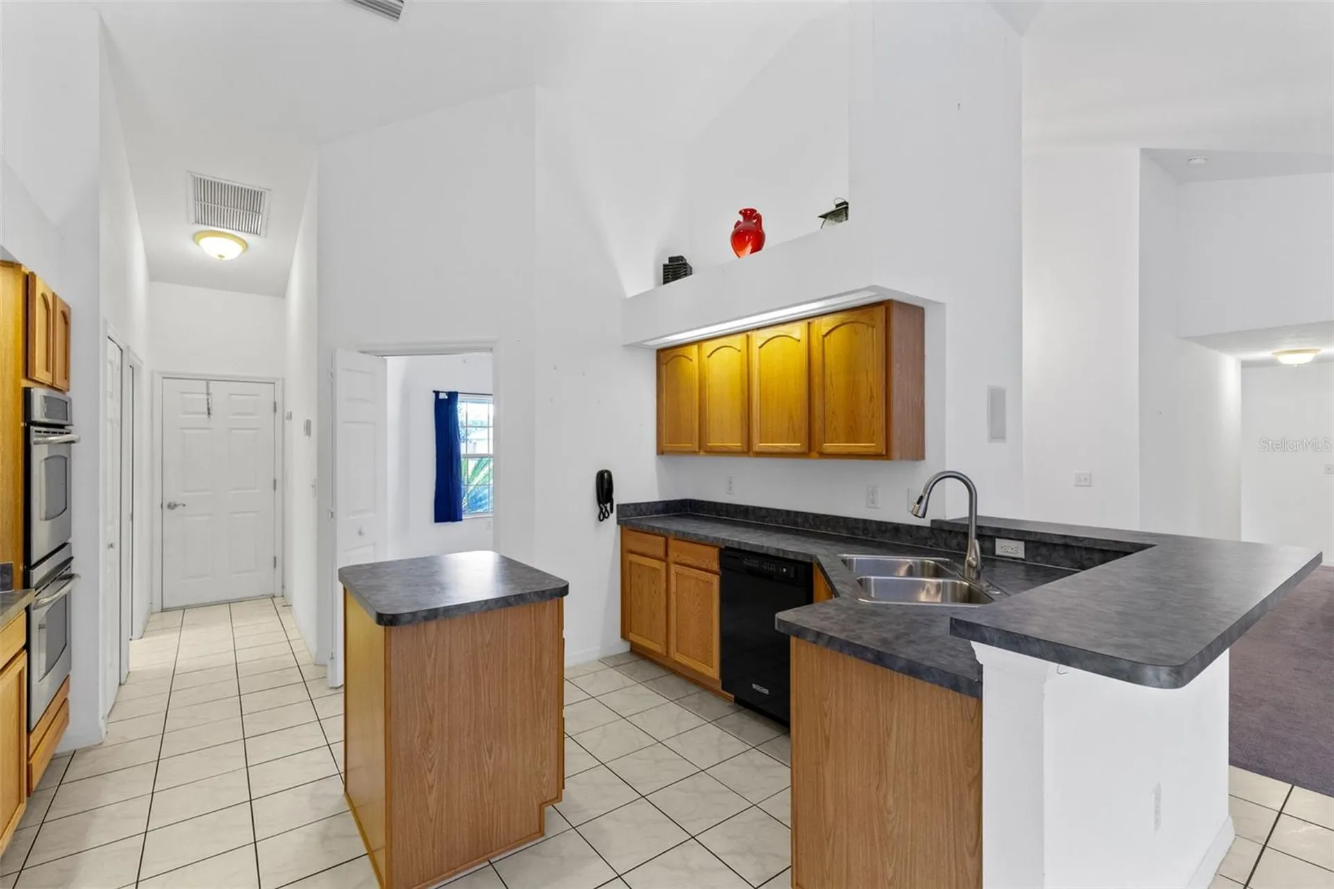 4450 Treasure Cay Road Tavares FL 32778