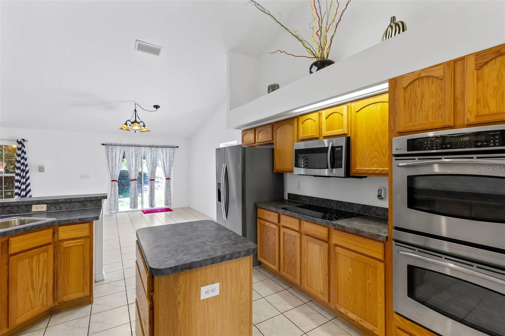 4450 Treasure Cay Road Tavares FL 32778