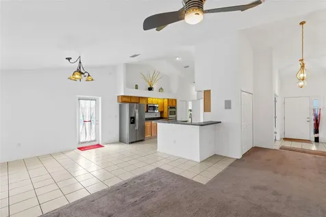 4450 Treasure Cay Road Tavares FL 32778