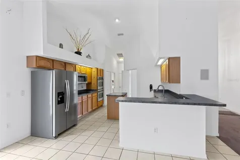 4450 Treasure Cay Road Tavares FL 32778