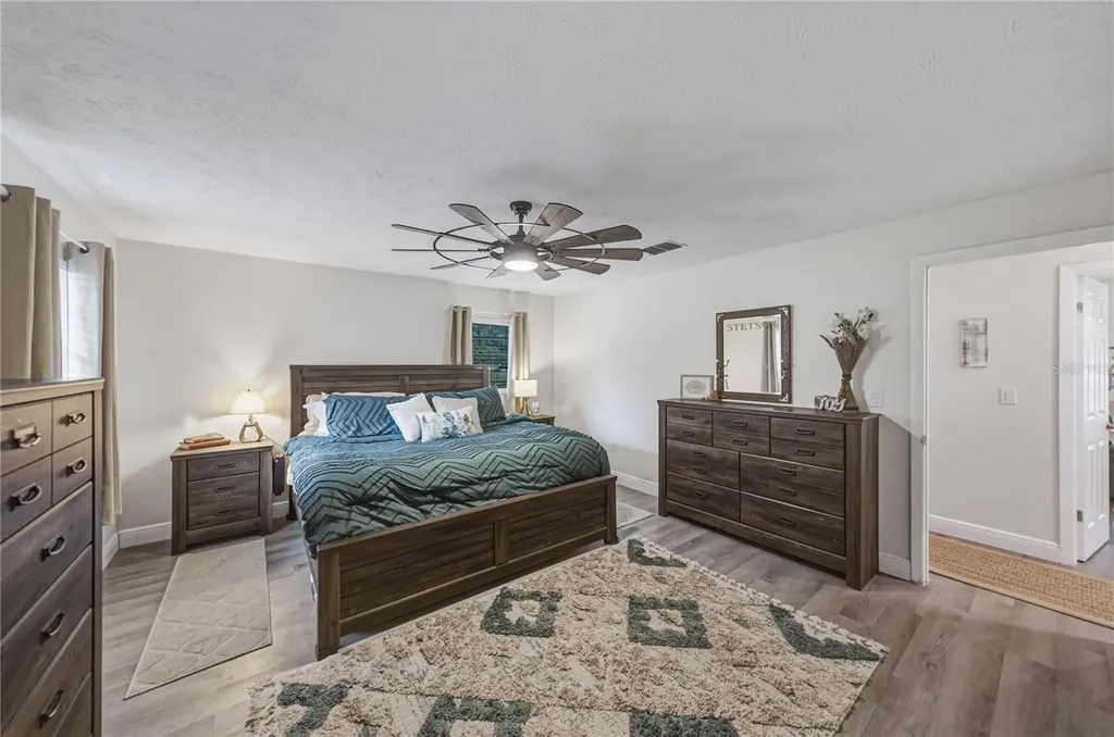 37320 Moore Drive Dade City FL 33525