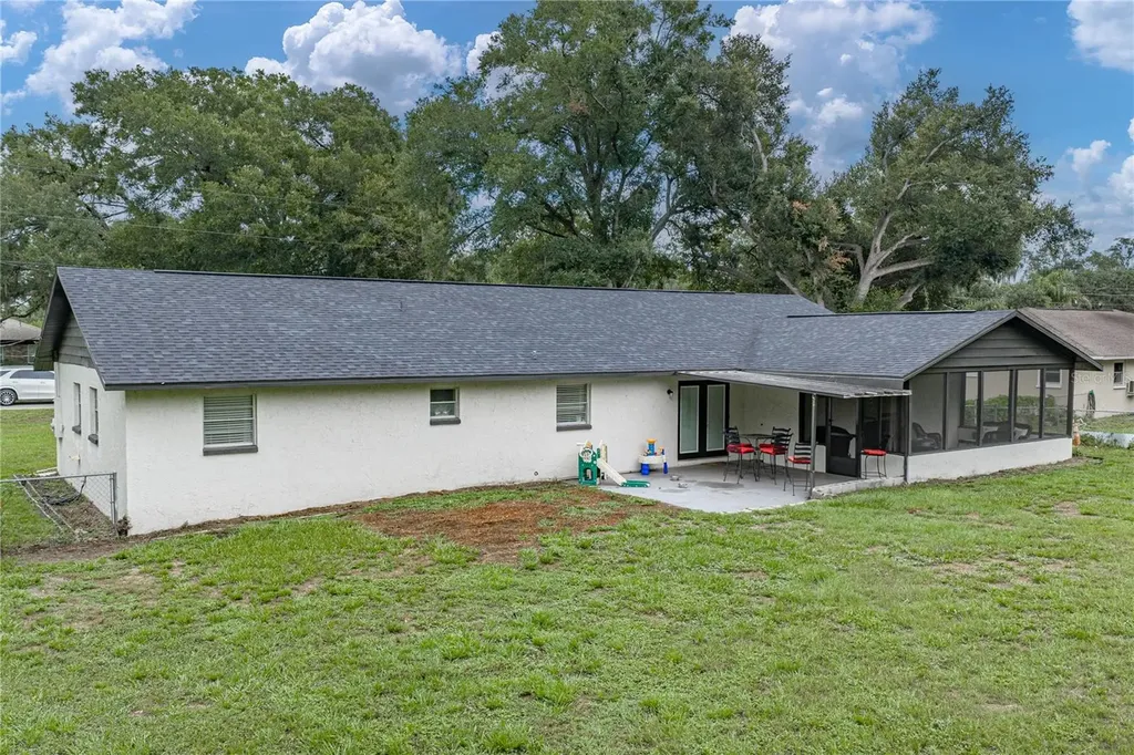 37320 Moore Drive Dade City FL 33525