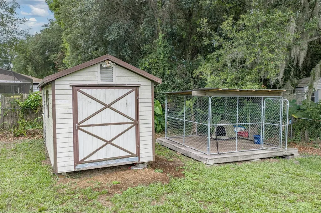 37320 Moore Drive Dade City FL 33525