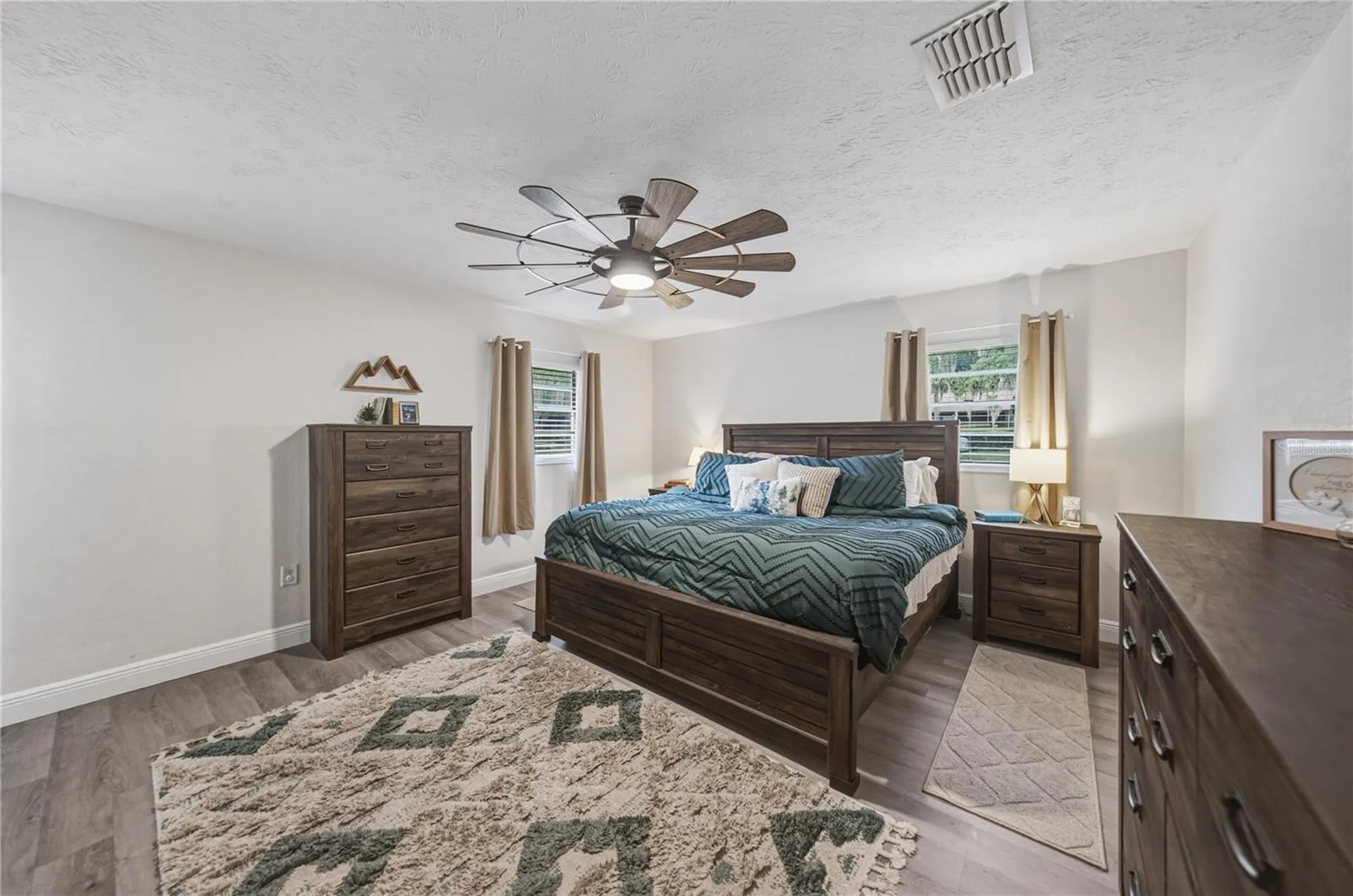 37320 Moore Drive Dade City FL 33525