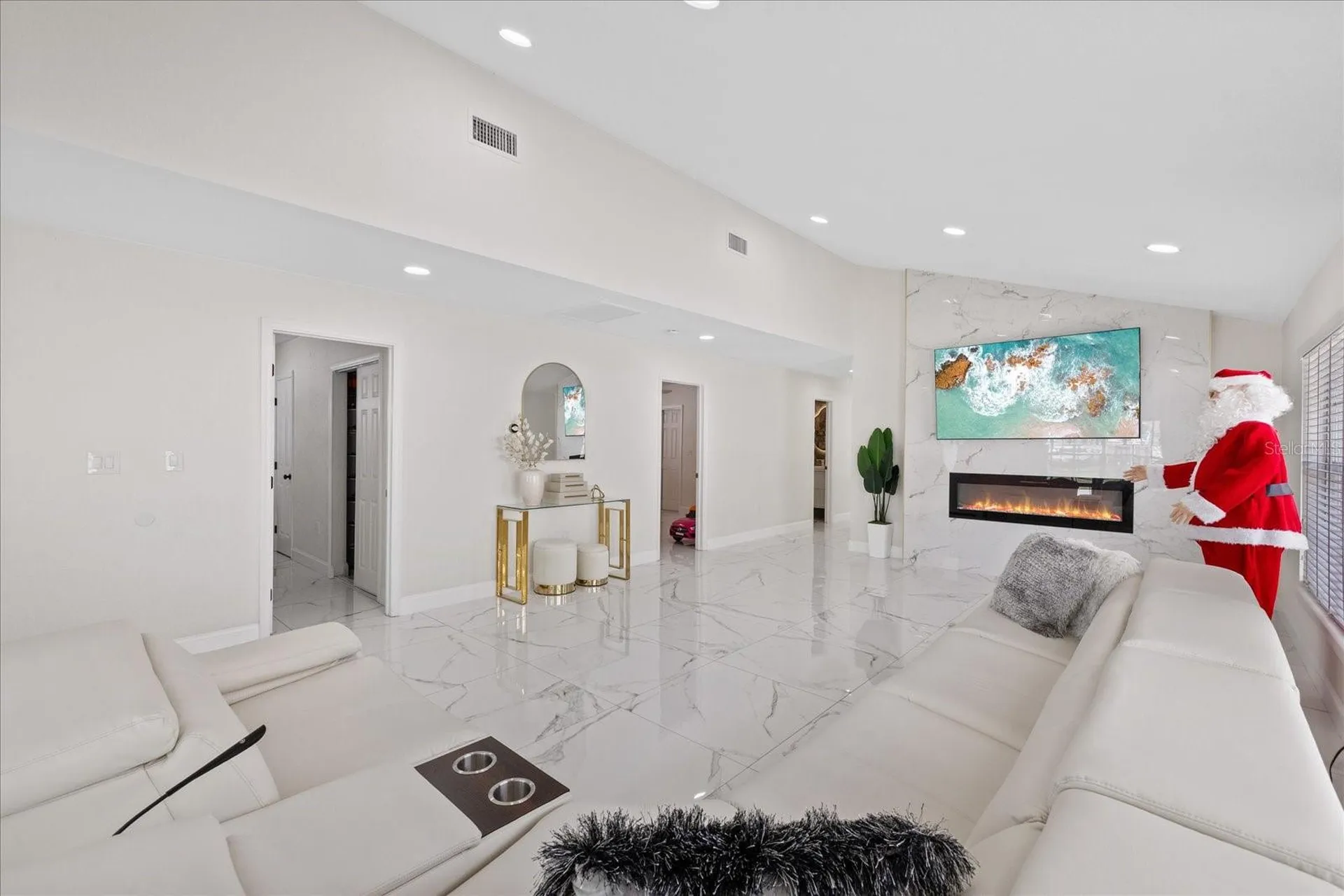 6909 N Lois Avenue Tampa FL 33614