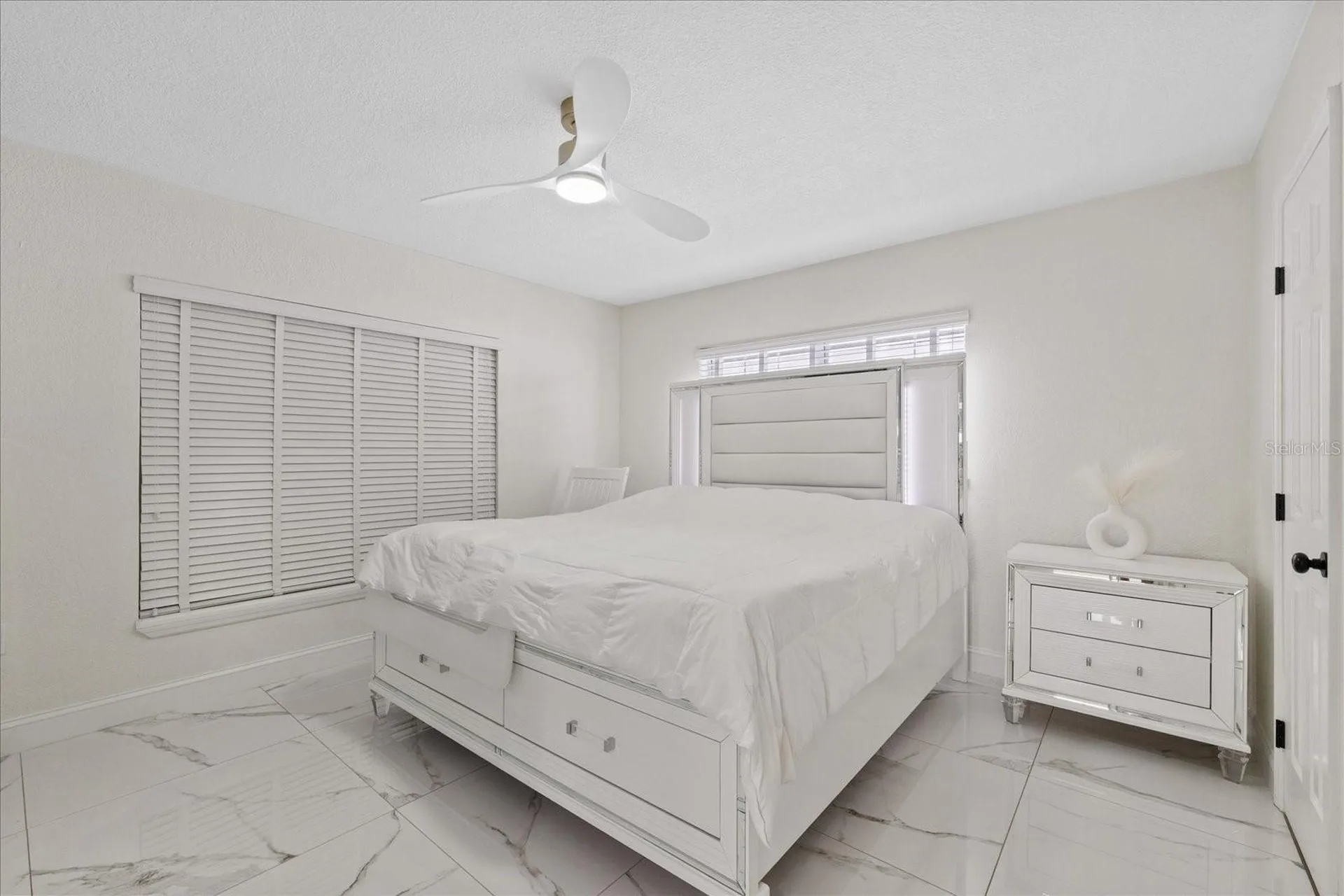 6909 N Lois Avenue Tampa FL 33614