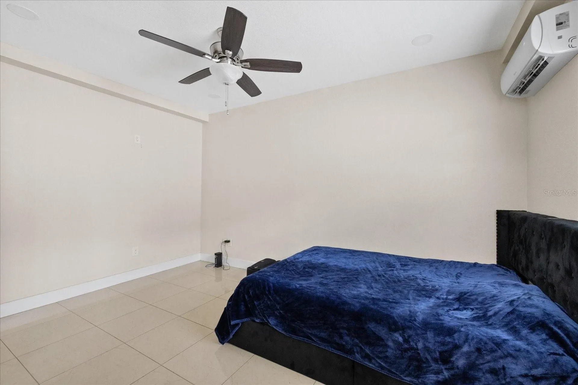 6909 N Lois Avenue Tampa FL 33614