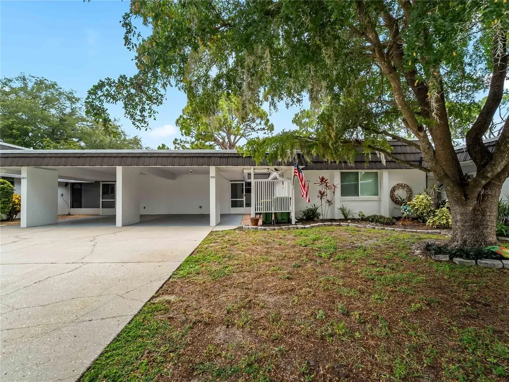 3935 Panola Lane Sarasota FL 34232