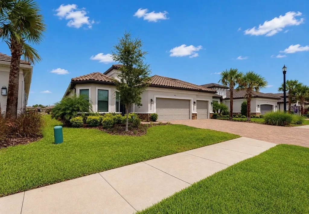 5312 Caserta Court Palmetto FL 34221