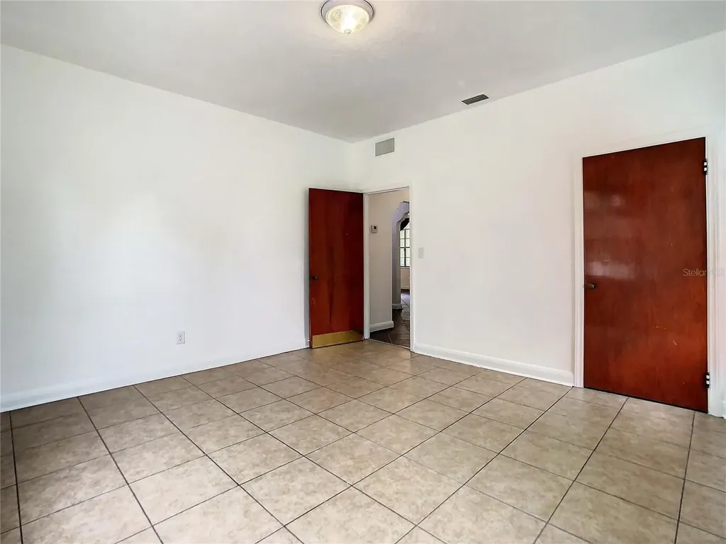 2211 Durham Street Tampa FL 33605