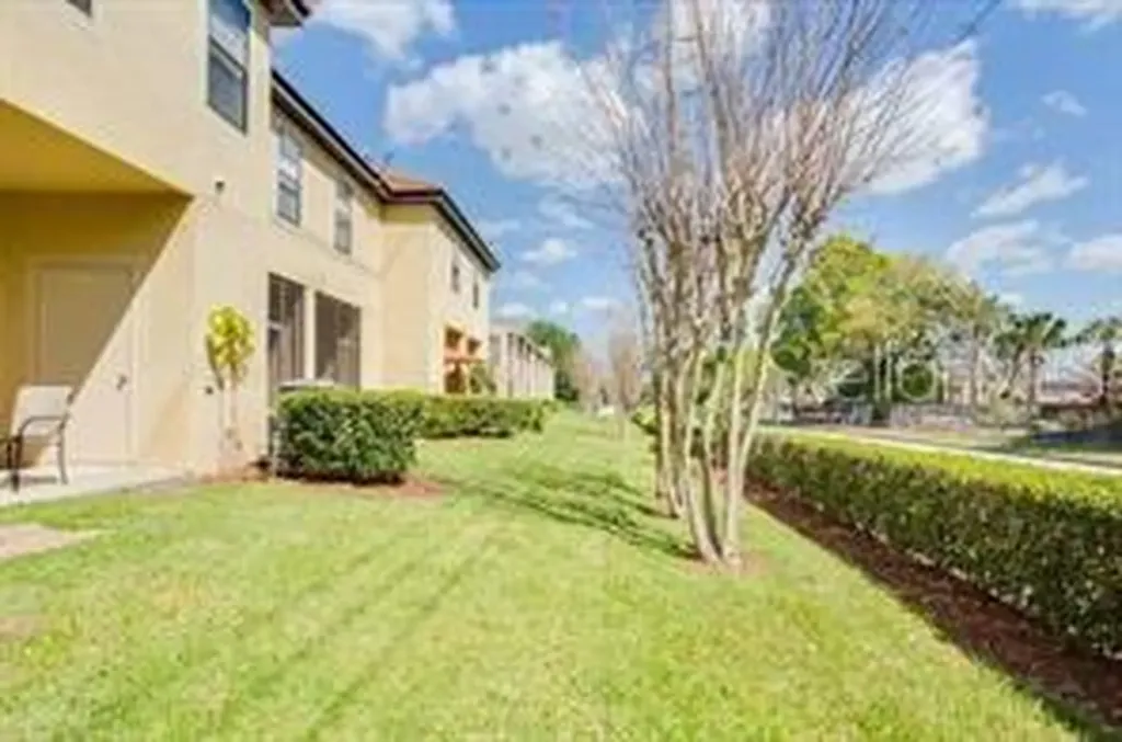 6037 Scotchwood Glen Orlando FL 32822