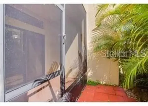 6037 Scotchwood Glen Orlando FL 32822
