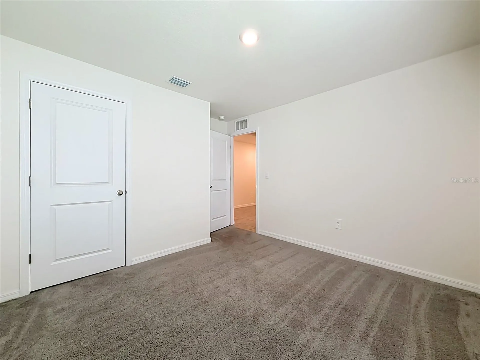 6698 SE 3rd Loop Ocala FL 34472