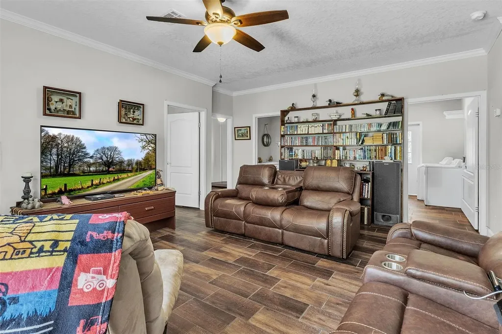 601 Purvis Road Seville FL 32190