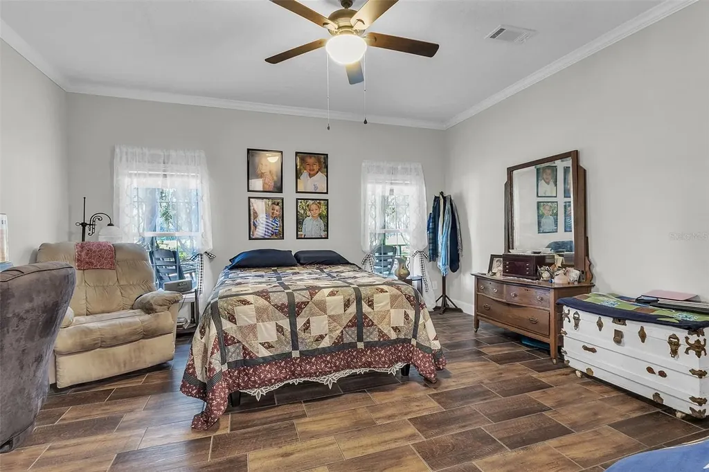 601 Purvis Road Seville FL 32190