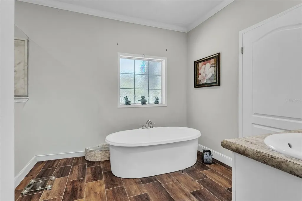 601 Purvis Road Seville FL 32190