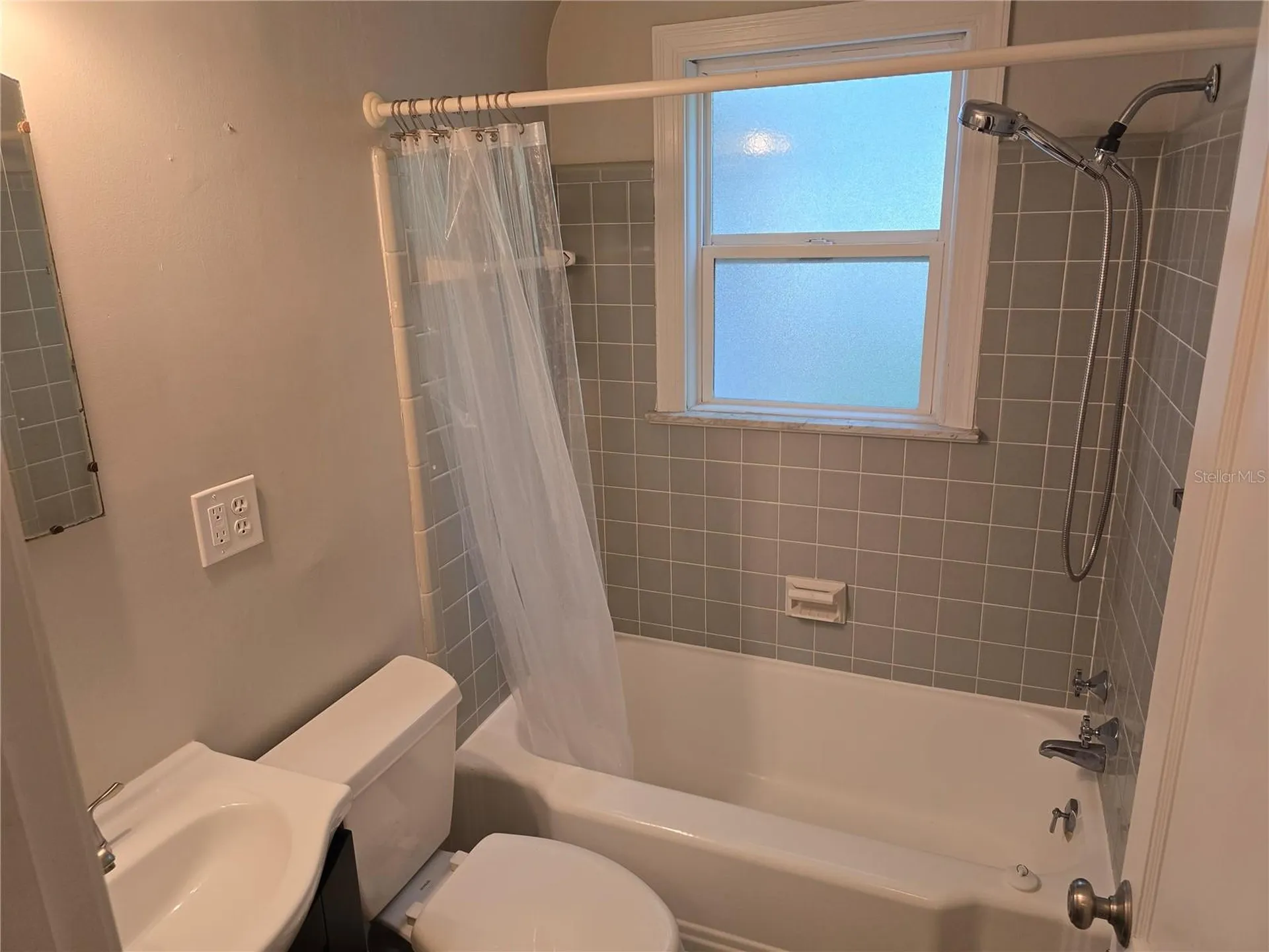 1001 W Beacon Avenue Tampa FL 33603
