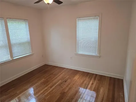 1001 W Beacon Avenue Tampa FL 33603