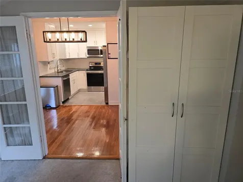 1001 W Beacon Avenue Tampa FL 33603